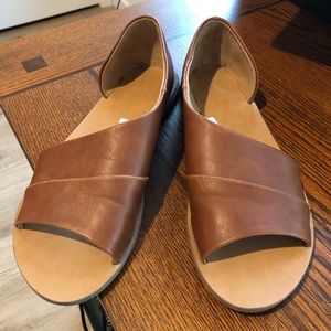 Universal Thread Lissa Asymmetrical Sandals